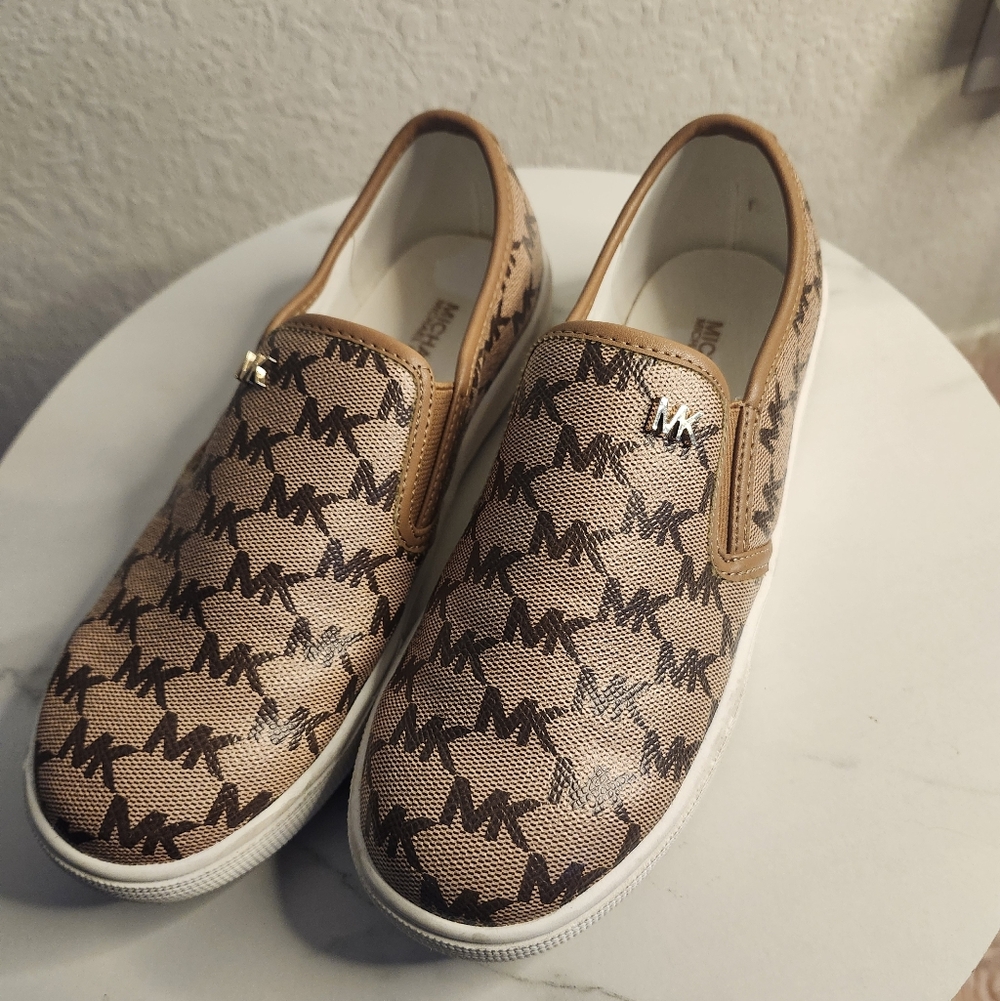 Michael Kors Tan and Brown Logo Slip-Ons